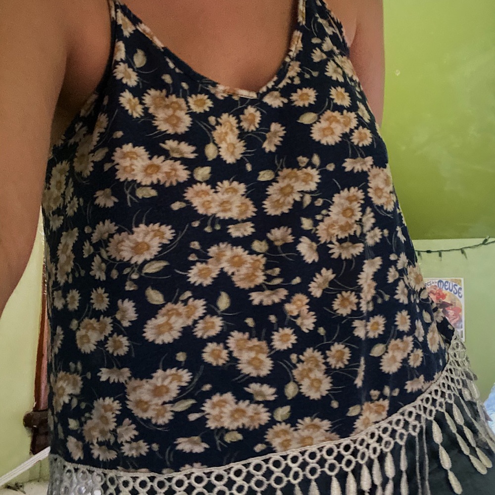 Flowy flower shirt/blouse